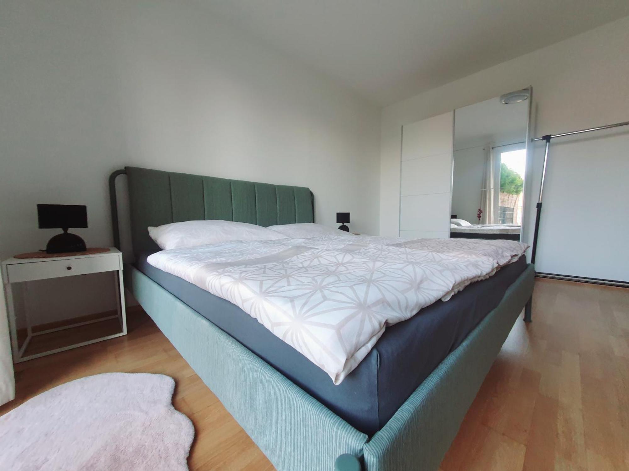 Near Lake One Bedroom Cute Apartment Viyana Dış mekan fotoğraf