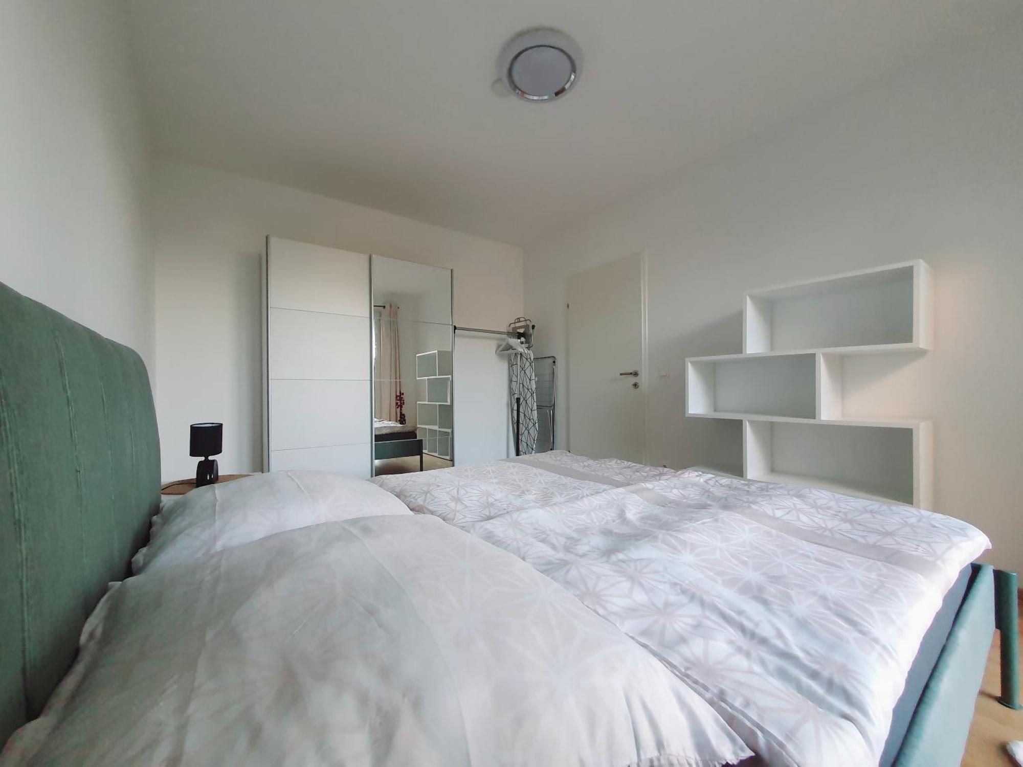Near Lake One Bedroom Cute Apartment Viyana Dış mekan fotoğraf